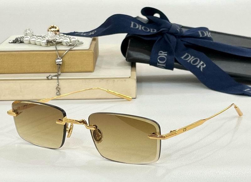 DIOR Sunglasses 747